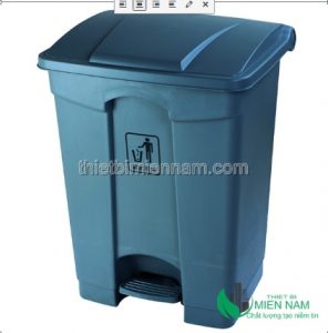 Thùng rác nhựa nhập khẩu 45L tại TPHCM